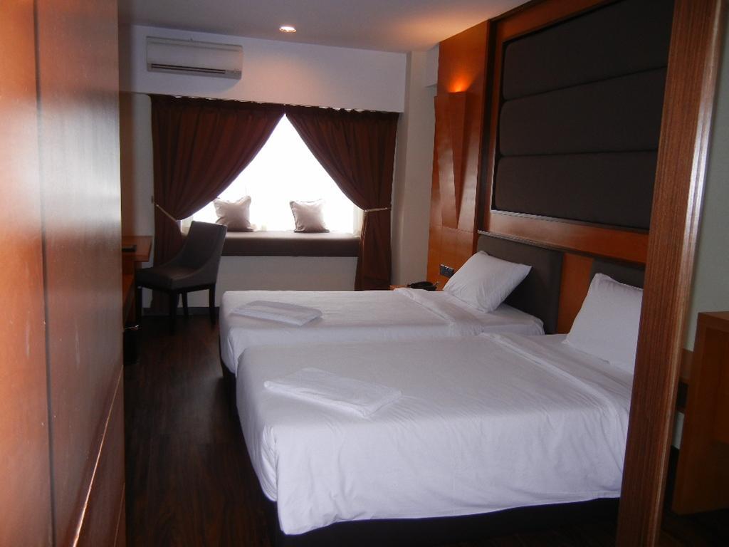 C'Haya Hotel Kota Kinabalu Room photo
