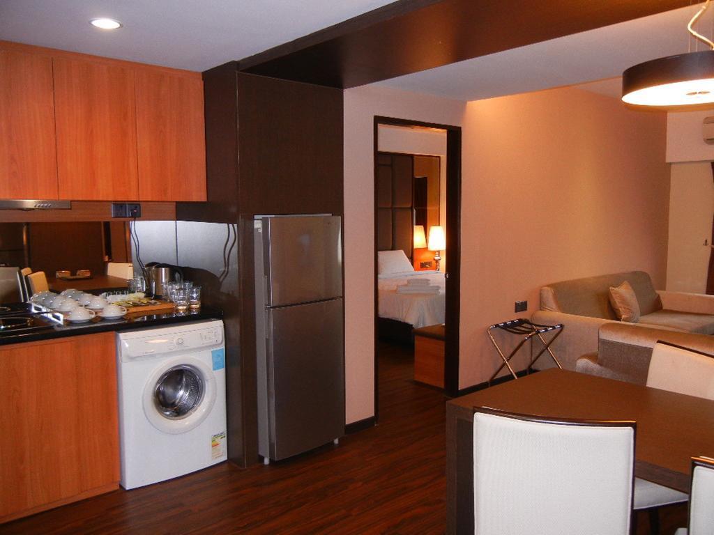 C'Haya Hotel Kota Kinabalu Room photo